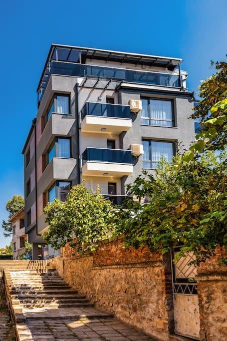 Hills View Central Apartment Пловдив Экстерьер фото