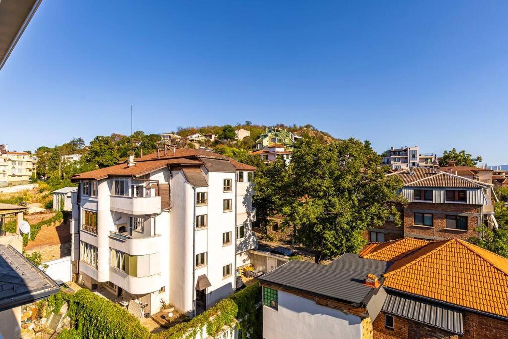 Hills View Central Apartment Пловдив Экстерьер фото
