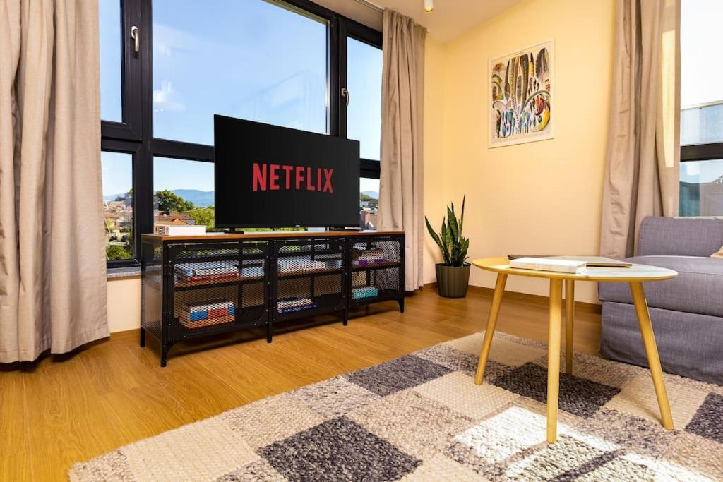 Hills View Central Apartment Пловдив Экстерьер фото