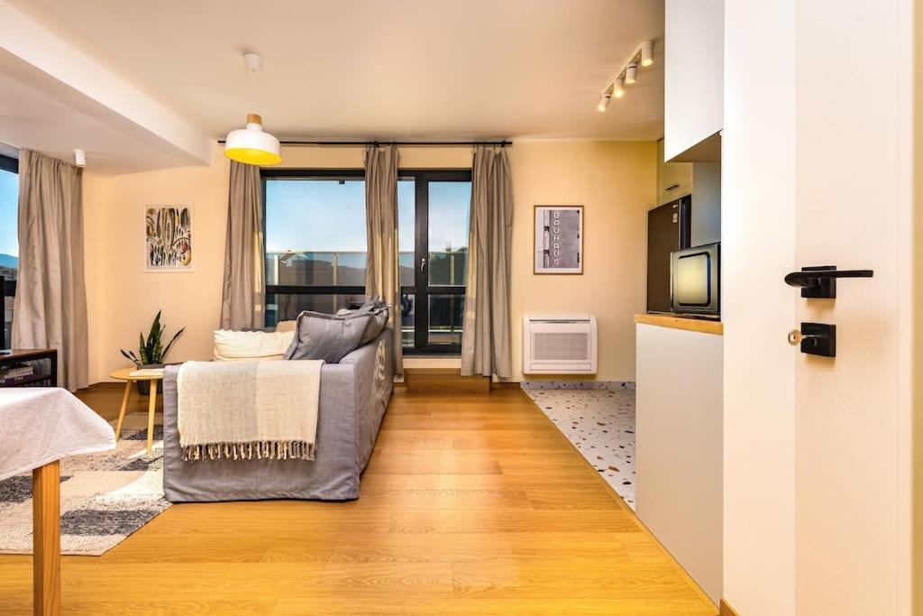 Hills View Central Apartment Пловдив Экстерьер фото
